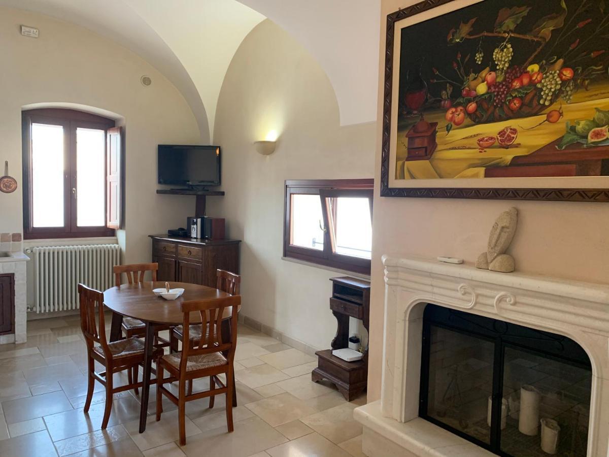 Palazzo Dei Gesuiti Appartamento Con Terrazza Privata Monopoli Bagian luar foto