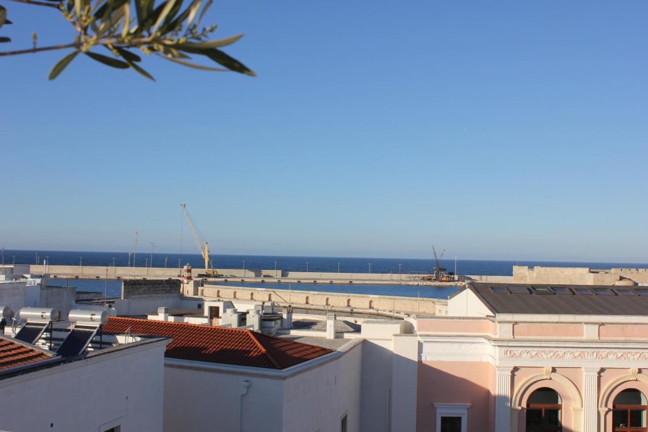 Palazzo Dei Gesuiti Appartamento Con Terrazza Privata Monopoli Bagian luar foto