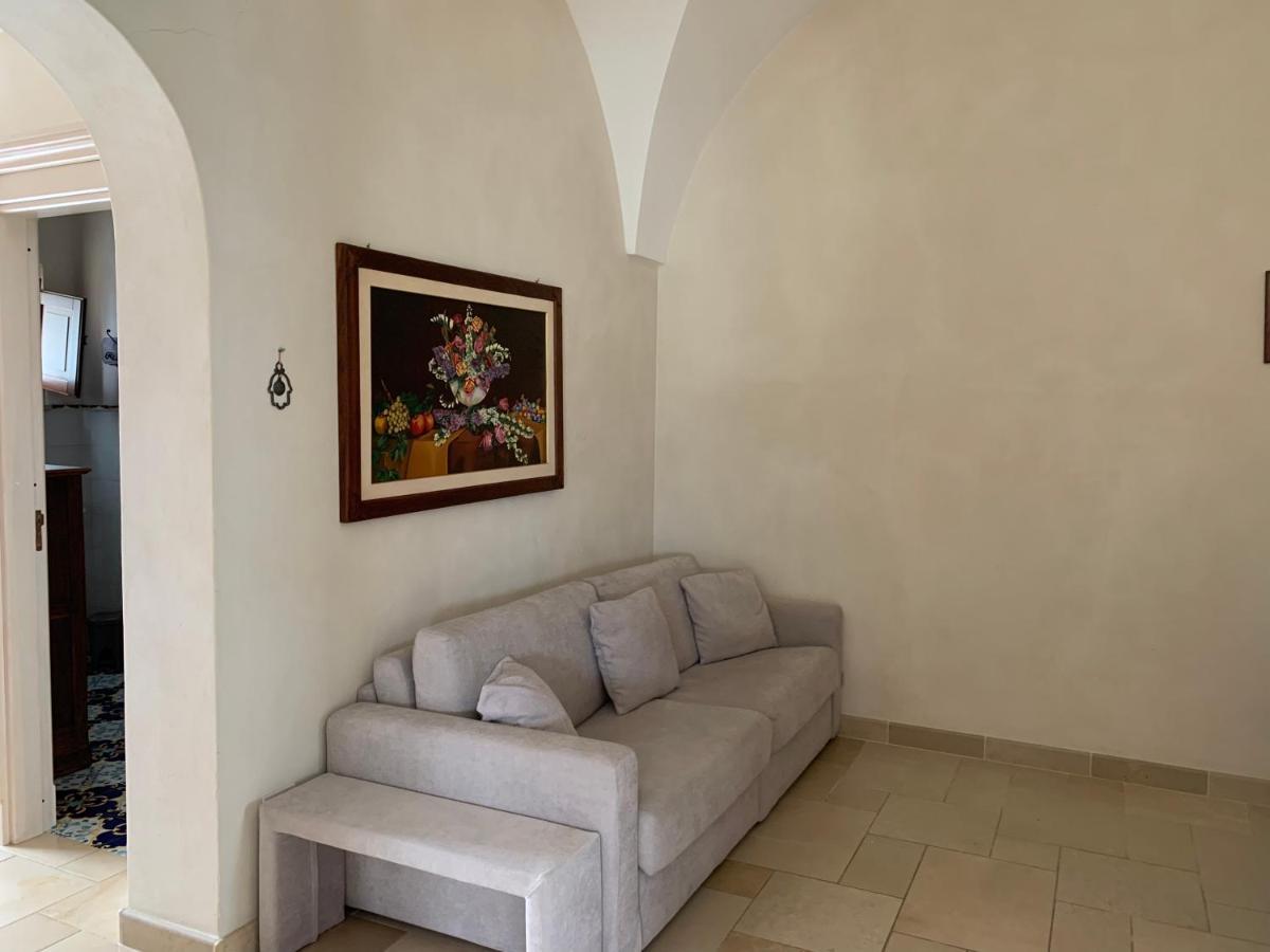 Palazzo Dei Gesuiti Appartamento Con Terrazza Privata Monopoli Bagian luar foto